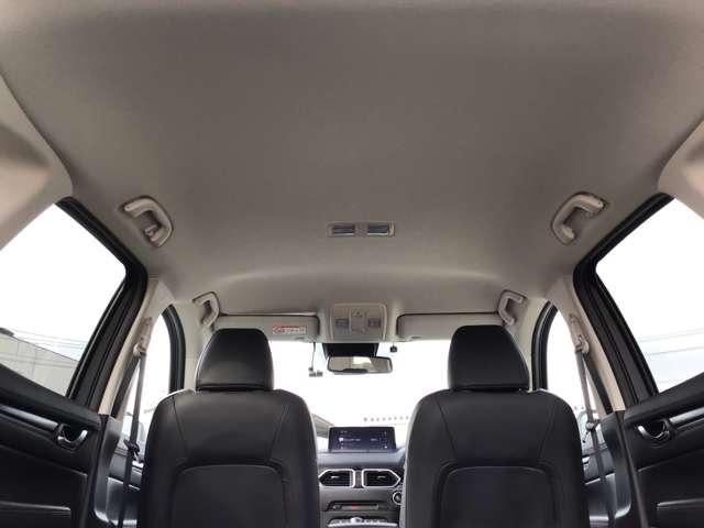 ＣＸ－５ ２．０　２０Ｓ　ブラックトーンエディション　２カメラドラレコアダプティブクルーズコン　アダクティブクルーズコントロール　パワーシート　フルセグ　アルミホイール　スマートキー　ｉ－ｓｔｏｐ　ＥＴＣ　バックカメラ　サイドエアバッグ　オートエアコン（17枚目）