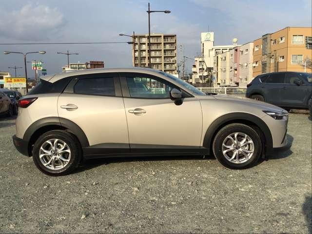 CX-3 1.5 15S ツーリング 2カメラドラレコレーンキープアシスト全方 スマートシティブレーキ 全方位カメラ エアコン フルセグ クリアランスソナー ETC車載器 スマートキー アイドリングストップ DVD再生 アルミホイール(7枚目)