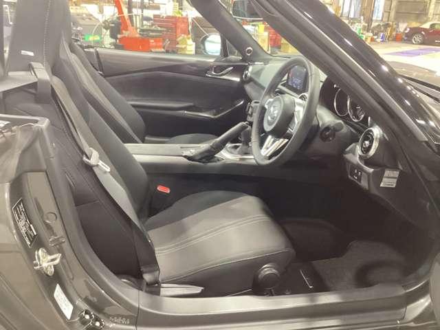 ロードスター 1.5 S スペシャルパッケージ オートエグゼフルエアロマフラーシートヒー Wエアバック アドバンスドキー 地デジ 盗難防止装置 パワステ 横滑防止装置 運転席エアバッグ TV ABS パーキングセンサー キーフリー アルミホイール(13枚目)