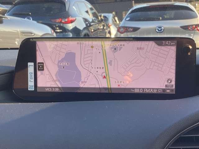 ＭＡＺＤＡ３セダン ２．０　２０Ｓ　プロアクティブ　ツーリング　セレクション　当社デモアップ車全方位モニターフルセグＴＶ　ＥＴＣ　電動シート　シートヒーター　衝突被害軽減システム　オートマチックハイビーム　バックカメラ　アダプティブクルーズ　アラウンドビューモニター（3枚目）