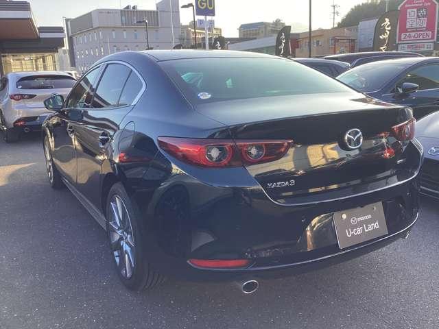 ＭＡＺＤＡ３セダン ２．０　２０Ｓ　プロアクティブ　ツーリング　セレクション　当社デモアップ車全方位モニターフルセグＴＶ　ＥＴＣ　電動シート　シートヒーター　衝突被害軽減システム　オートマチックハイビーム　バックカメラ　アダプティブクルーズ　アラウンドビューモニター（10枚目）