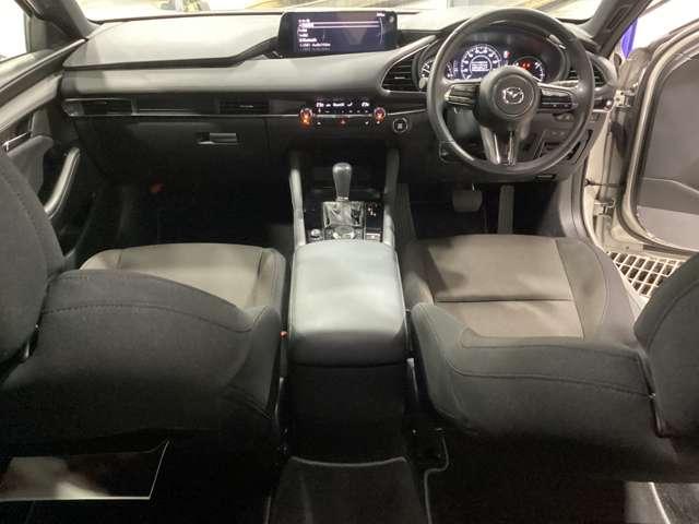 ＭＡＺＤＡ３ファストバック １．８　ＸＤ　ツーリング　ディーゼルターボ　当社デモアップ車アダプティブクルーズコン　アダプティブクルーズコントロール　電動シート　オートマチックハイビーム　シートヒーター　全周囲カメラ　衝突被害軽減システム　ＥＴＣ　バックカメラ（3枚目）