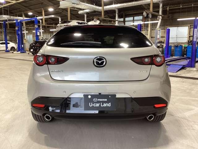 ＭＡＺＤＡ３ファストバック １．８　ＸＤ　ツーリング　ディーゼルターボ　当社デモアップ車アダプティブクルーズコン　アダプティブクルーズコントロール　電動シート　オートマチックハイビーム　シートヒーター　全周囲カメラ　衝突被害軽減システム　ＥＴＣ　バックカメラ（10枚目）