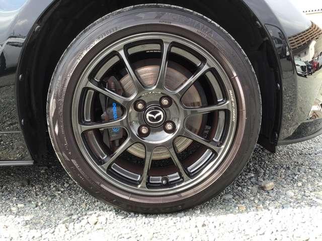 ロードスター １．５　９９０Ｓ　衝突被害軽減ブレーキレーンキープアシスト　プリクラッシュセーフティ　パワーウィンドー　キーフリー　ＥＴＣ車載器　パワステ　エアコン　横滑り防止機能　アルミホイール　盗難防止　ＡＢＳ　エアバッグ（11枚目）