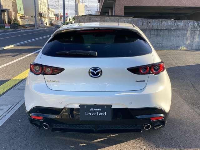 ＭＡＺＤＡ３ファストバック ＸＤ　１００ＴＨ　全方位カメラ　ナビ　ＥＴＣ　２カメラドラレコ　３６０°カメラ　レーダークルーズコントロール　衝突軽減ブレーキ　フルセグＴＶ　ＬＥＤヘッドライト　パーキングセンサー　ＤＶＤ　Ｐシート　本革シート　ＥＴＣ（12枚目）
