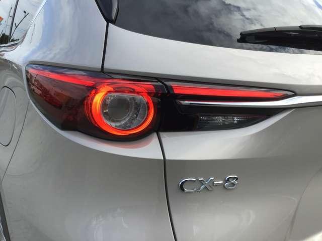 CX-8 2.2 XD エクスクルーシブ モード ディーゼルターボ サンルーフ電動リアゲートアダプティブクル 360度ビュー オートハイビーム パワーゲート LEDヘッドライト サンルーフ ETC シートヒーター エアコン スマートキー アルミホイール 横滑り防止装置(17枚目)