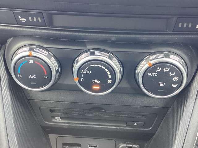 デミオ 1.3 13S ツーリング 全方位カメラフルセグTVDVDシートヒーター アイドルストップ サイドエアバッグ AAC 地デジ シートヒータ ESC アドバンスキー パワーステアリング 盗難防止装置 キーレス ABS エアバック(6枚目)