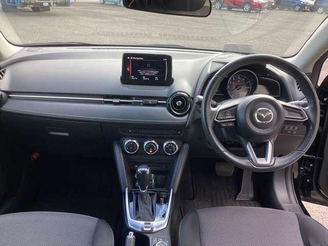 デミオ 1.3 13S ツーリング 全方位カメラフルセグTVDVDシートヒーター アイドルストップ サイドエアバッグ AAC 地デジ シートヒータ ESC アドバンスキー パワーステアリング 盗難防止装置 キーレス ABS エアバック(16枚目)