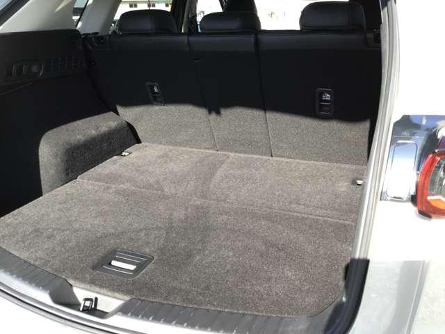 ＣＸ－５ ２．２　ＸＤ　ブラックトーンエディション　ディーゼルターボ　シートヒーター電動リアゲート全方位モニタ　追従式クルコン　バックモニター　Ｐシート　ターボ車　ＬＥＤ　キーレス　ＥＴＣ装備　スマートキー　コーナーセンサー　アイドリングストップ　ナビＴＶ　ＤＳＣ（17枚目）