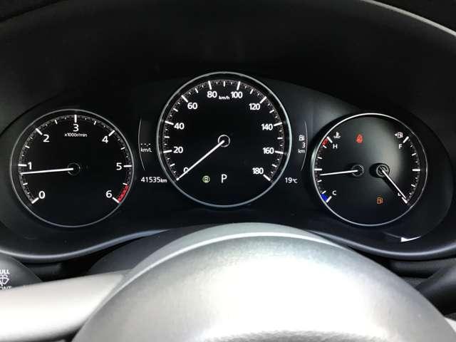 ＭＡＺＤＡ３ファストバック １．８　ＸＤ　プロアクティブ　ツーリング　セレクション　ディ　２カメラドラレコシートヒーター全方位モニ　オートクルーズコントロール　ＴＶ　クリアランスソナー　衝突被害軽減システム　スマートキー　パワーシート　シートヒーター　アルミホイール　フルオートエアコン（4枚目）