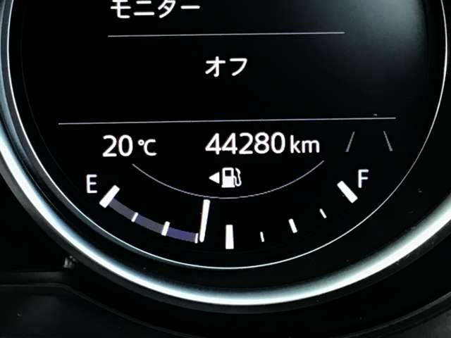 ＣＸ－５ ２．０　２０Ｓ　スマート　エディション　アダプティブクルーズコントロール全方位モ　バックソナー　自動ブレーキ　アルミ　ＡＡＣ　クルーズコントロール　サイドエアバック　フルセグＴＶ　横滑り防止　盗難防止装置　キーレスエントリー　ＥＴＣ付き（5枚目）