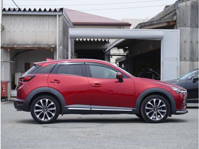 ＣＸ－３ １５Ｓ　ツーリング　ＬＥＤライト　ＵＳＢ　バックモニター　ｉ－ｓｔｏｐ　コーナーセンサー　スマートキー　オートエアコン　盗難防止装置　横滑り防止　サイドエアバッグ　エアバッグ　キーレス　ＰＳ（17枚目）