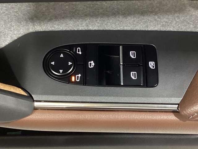 ＭＸ－３０ ベースグレード　クルーズＣ　レーンキープアシスト　イモビライザー　Ｂカメラ　横滑り防止装置　ＡＢＳ　ＬＥＤヘッドライト　パワーウィンドウ　キーフリー　ＵＳＢ　エアコン　Ｃセンサー　アイドリングストップ　スマキー（41枚目）