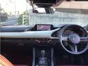 ＭＡＺＤＡ３ファストバック ＸＤ　１００ＴＨ　全方位カメラ　ナビ　ＥＴＣ　２カメラドラレコ　３６０°カメラ　レーダークルーズコントロール　衝突軽減ブレーキ　フルセグＴＶ　ＬＥＤヘッドライト　パーキングセンサー　ＤＶＤ　Ｐシート　本革シート　ＥＴＣ（2枚目）