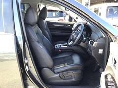 ☆フロント座席シート廻り☆　☆ドライブを快適に楽しむための前席空間☆クルマとの一体感が心地よいフロントシート☆ 3