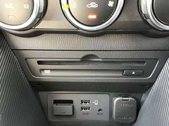 ＣＤ　ＤＶＤ　ＵＳＢ　が使用できます。 6