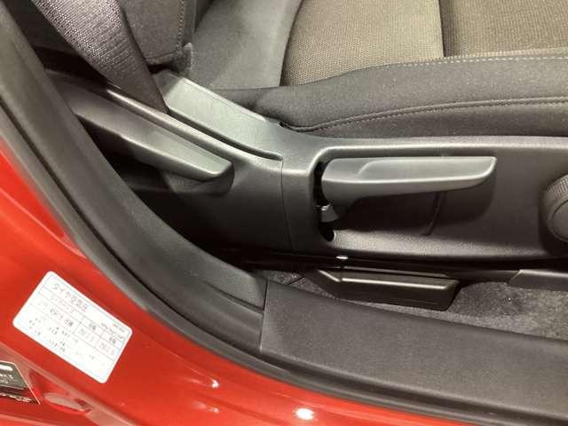 ＭＡＺＤＡ３ファストバック １．５　１５Ｓ　ツーリング　衝突被害軽減ブレーキ全方位モニターナビ　アダプティブクルーズ　バックモニター　コーナーセンサー　フルセグＴＶ　ＤＶＤ　横滑り防止システム　ＥＴＣ車載器　ハイビームアシスト　ＡＡＣ　イモビ　エアバック（41枚目）