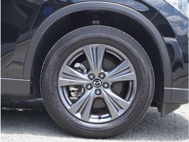 ＣＸ－６０ ２．５　２５Ｓ　Ｓパッケージ　衝突被害軽減ブレーキ全方位モニターナビ　アルミホイール　アダプティブクルーズコントロール　フルセグテレビ　横滑り防止装置　アイドリングストップ　オートマチックハイビーム　盗難防止装置　スマートキー（12枚目）