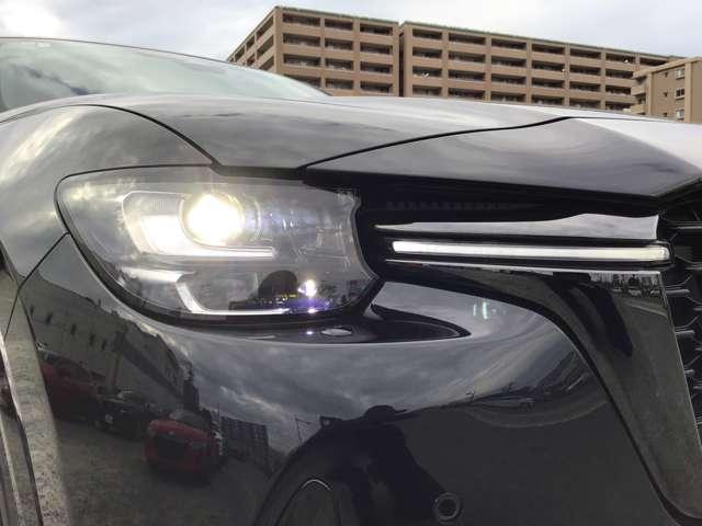 ＣＸ－６０ ３．３　ＸＤハイブリッド　エクスクルーシブ　スポーツ　ディー　電動リアゲート全方位モニターフルセグＴＶナ　ＭＲＣＣ　スマートキー　横滑り防止装置　メモリーナビ　ＥＴＣ　シートヒーター　オートハイビーム　パワーシート　バックカメラ　４ＷＤ　アイドリングストップ（12枚目）