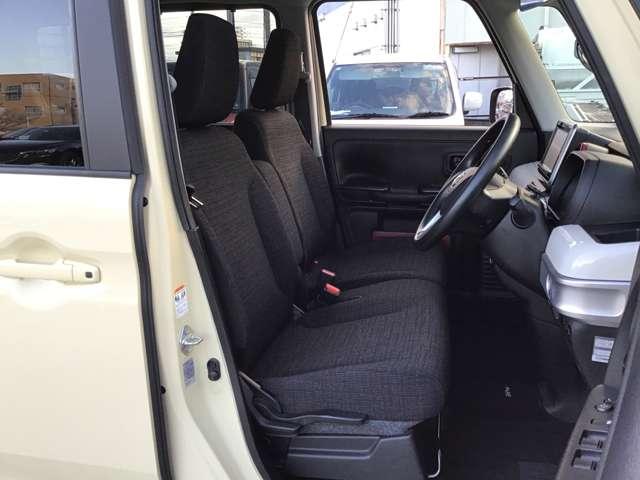 フレアワゴン ６６０　ハイブリッド　ＸＳ　両側電動スライドドアレーンキープアシスト　衝突軽減ブレーキサポート　バックセンサー　スマートキープッシュスタート　ナビＴＶ　Ａストップ　盗難防止装置　シートヒータ　地デジ　キーフリー　ＥＴＣ　ＡＢＳ（2枚目）