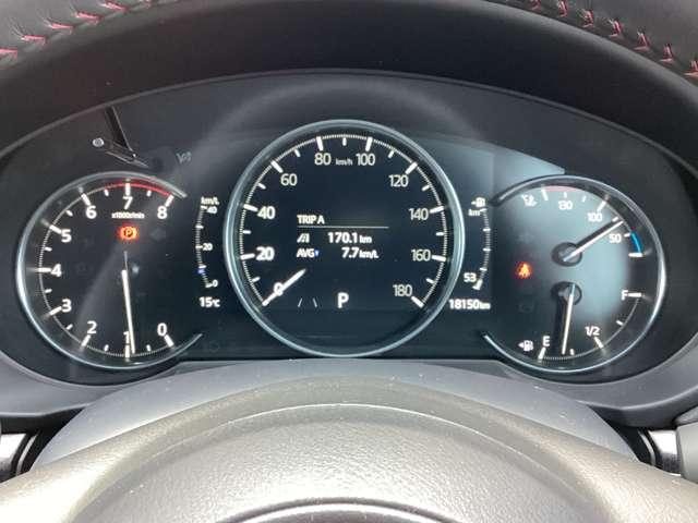 ＣＸ－５ ２．０　２０Ｓ　ブラックトーンエディション　２カメラドラレコ全方位モニターフルセグＴＶ　横滑防止装置　Ｐセンサー　ＥＴＣ付き　メモリーナビ　オートエアコン　ｉ－ｓｔｏｐ　イモビライザー　アルミホイール　キーレス　地デジ　アドバンストキー（4枚目）