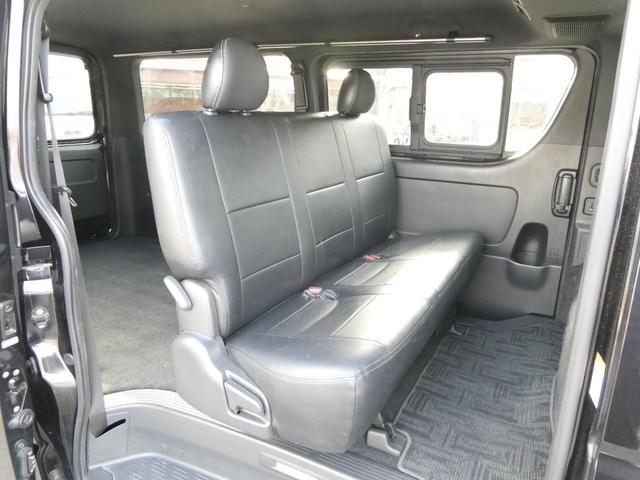 ハイエースバン スーパーGL ダークプライムII 1年間1万キロ無償保証 6型 BT対応ナビ デジタルインナーミラー シートカバー ウッドコンビハンドル バックカメラ フルセグTV ETC 社外AW オートマチックハイビーム スマートキー フォグ(28枚目)