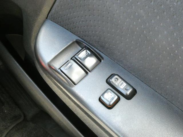 ハイエースバン ロングスーパーＧＬ　１年間１万キロ無償保証　４型　ドラレコ前後　ＳＤナビ　バックカメラ　フルセグＴＶ　ＥＴＣ　キーレス　Ｂｌｕｅｔｏｏｔｈ　ＣＤ・ＤＶＤ再生　両側スライド　運転席エアバック　フォグランプ　排ガス浄化装置（18枚目）