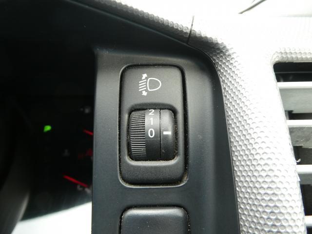 ハイエースバン ロングスーパーＧＬ　１年間１万キロ無償保証　１型　４ＷＤ　社外アルミ　ＥＴＣ　メモリーナビ　バックカメラ　ワンセグＴＶ　ＤＶＤ再生　両側スライド　フォグランプ　オートライト　両側スライド　運転席エアバック　ターボ（16枚目）