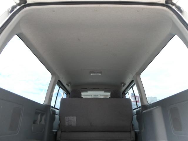 ハイエースバン ロングスーパーＧＬ　１年間１万キロ無償保証　１型　４ＷＤ　社外アルミ　ＥＴＣ　メモリーナビ　バックカメラ　ワンセグＴＶ　ＤＶＤ再生　両側スライド　フォグランプ　オートライト　両側スライド　運転席エアバック　ターボ（25枚目）