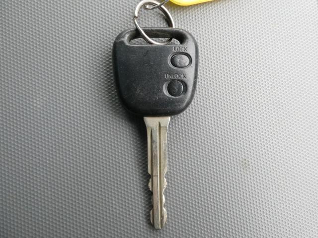 ハイエースバン ロングＤＸ　１年間１万キロ無償保証　１型　４ＷＤ　メモリーナビ　ワンセグＴＶ　ＣＤ再生　ＥＴＣ　純正キーレス　両側スライド　運転席エアバック　両側スライド　ＬＥＤヘッド　ゴムマット　１００Ｖ電源　パワーウィンドウ（10枚目）