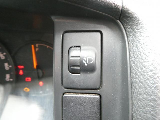 ハイエースバン ロングＤＸ　１年間１万キロ無償保証　４型　４ＷＤ　ＥＴＣ　純正キーレス　両側スライド　１００Ｖ電源　運転席エアバック　リア小窓　排ガス浄化装置　レベライザー　ゴムマット　ターボ　ＡＢＳ　集中ドアロック（13枚目）