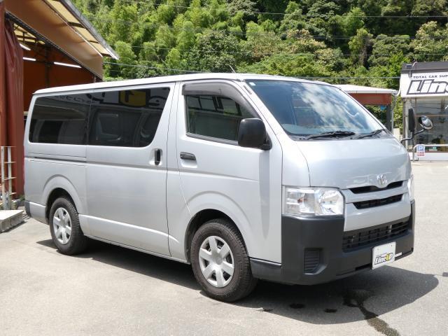 ハイエースバン ロングＤＸ　１年間１万キロ無償保証　４型　ＥＴＣ　純正キーレス　両側スライド　運転席エアバック　パワーウィンドウ　１００Ｖ電源　ターボ　排ガス浄化装置　レベライザー　ゴムマット　集中ドアロック（4枚目）