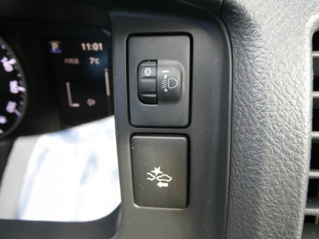 ハイエースバン ロングDX GLパッケージ 1年間1万キロ無償保証 7型 ETC 純正キーレス クリアランスソナー 衝突被害軽減ブレーキ 両側スライド Wエアバック 両側スライド オートライト オートマチックハイビーム リア小窓 電格ミラー(11枚目)