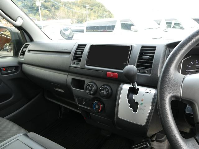 ハイエースバン ロングDX GLパッケージ 1年間1万キロ無償保証 7型 ETC 純正キーレス クリアランスソナー 衝突被害軽減ブレーキ 両側スライド Wエアバック 両側スライド オートライト オートマチックハイビーム リア小窓 電格ミラー(30枚目)