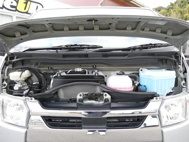 ハイエースバン ロングDX GLパッケージ 1年間1万キロ無償保証 7型 ETC 純正キーレス クリアランスソナー 衝突被害軽減ブレーキ 両側スライド Wエアバック 両側スライド オートライト オートマチックハイビーム リア小窓 電格ミラー(39枚目)