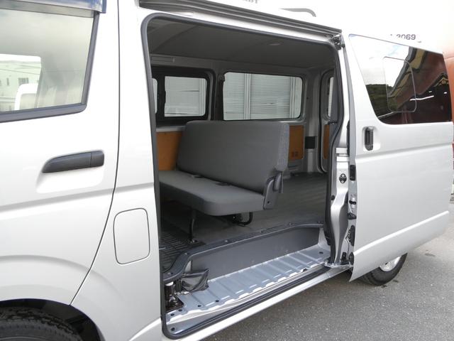 ハイエースバン ロングDX GLパッケージ 1年間1万キロ無償保証 7型 ETC 純正キーレス クリアランスソナー 衝突被害軽減ブレーキ 両側スライド Wエアバック 両側スライド オートライト オートマチックハイビーム リア小窓 電格ミラー(41枚目)