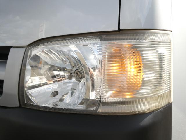 ���w�b�h���C�g��