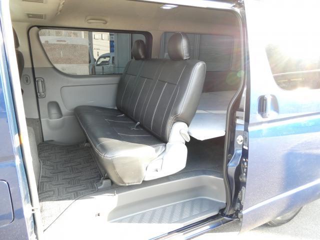 ハイエースバン ロングスーパーＧＬ　１年間１万キロ無償保証　１型　ベッドキット　ドラレコ　シートカバー　ＨＤＤナビ　フルセグＴＶ　バックカメラ　純正キーレス　ＥＴＣ　ＬＥＤヘッド　オートライト　ＣＤ・ＤＶＤ再生　ミュージックサーバー（5枚目）