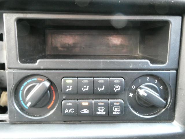 ���ԗ��ɕt���Ă��鑕�����e�Ȃǂ��C�y�ɂ��⍇������������