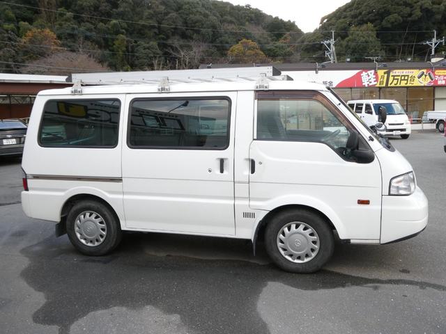 �ړ����Ԃ������A�ԓ��ŋx�e������邨�q�l�I�Ƃ��Ă����̃J�[�O�b�X��p�[�c�����������Ă��܂��I�I