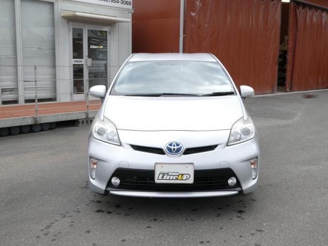 プリウス Ｓ　純正ＨＤＤナビ　バックカメラ　ワンセグＴＶ　純正キーレス　スマートキー　ＥＴＣ　６エアバック　Ｂｌｕｅｔｏｏｔｈ接続　ＨＩＤヘッド　オートライト　電格ミラー　フォグランプ　ステアリングスイッチ　ＡＢＳ（4枚目）