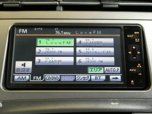 プリウス Ｓ　純正ＨＤＤナビ　バックカメラ　ワンセグＴＶ　純正キーレス　スマートキー　ＥＴＣ　６エアバック　Ｂｌｕｅｔｏｏｔｈ接続　ＨＩＤヘッド　オートライト　電格ミラー　フォグランプ　ステアリングスイッチ　ＡＢＳ（13枚目）