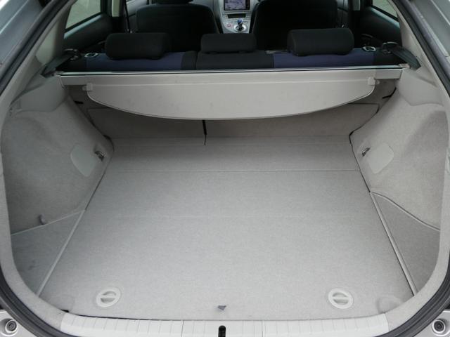 プリウス Ｓ　純正ＨＤＤナビ　バックカメラ　ワンセグＴＶ　純正キーレス　スマートキー　ＥＴＣ　６エアバック　Ｂｌｕｅｔｏｏｔｈ接続　ＨＩＤヘッド　オートライト　電格ミラー　フォグランプ　ステアリングスイッチ　ＡＢＳ（26枚目）