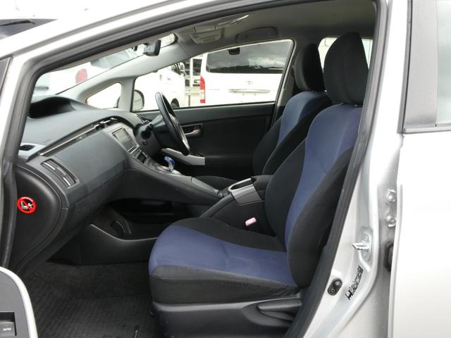 プリウス Ｓ　純正ＨＤＤナビ　バックカメラ　ワンセグＴＶ　純正キーレス　スマートキー　ＥＴＣ　６エアバック　Ｂｌｕｅｔｏｏｔｈ接続　ＨＩＤヘッド　オートライト　電格ミラー　フォグランプ　ステアリングスイッチ　ＡＢＳ（31枚目）