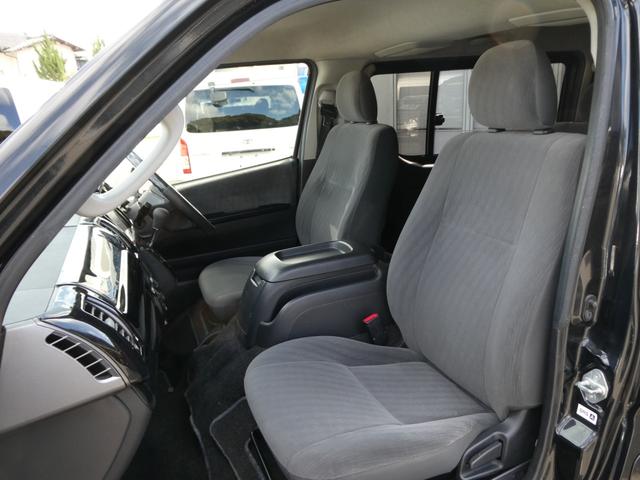 ハイエースバン ロングスーパーＧＬ　１年間１万キロ無償保証　３型　ＨＤＤナビ　フルセグＴＶ　ＣＤ・ＤＶＤ再生　Ｂｌｕｅｔｏｏｔｈ接続　ＥＴＣ　キーレス　木目調フローリングマット　オートライト　フォグランプ　ウッドコンビハンドル　ターボ（21枚目）