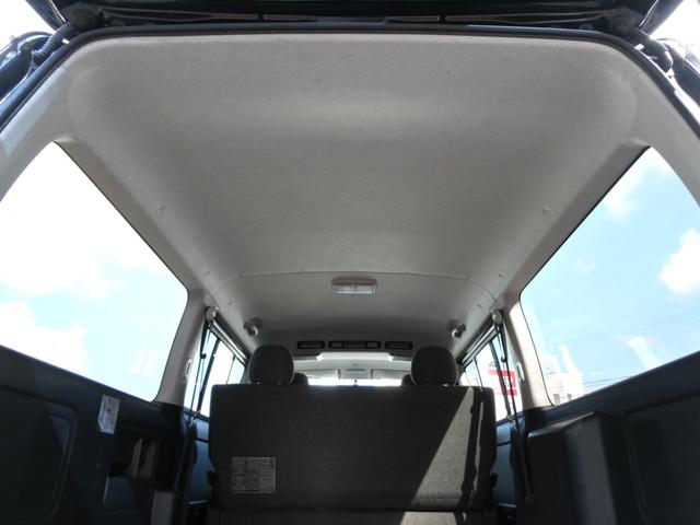 ハイエースバン ロングスーパーＧＬ　１年間１万キロ無償保証　３型　ＨＤＤナビ　フルセグＴＶ　ＣＤ・ＤＶＤ再生　Ｂｌｕｅｔｏｏｔｈ接続　ＥＴＣ　キーレス　木目調フローリングマット　オートライト　フォグランプ　ウッドコンビハンドル　ターボ（23枚目）