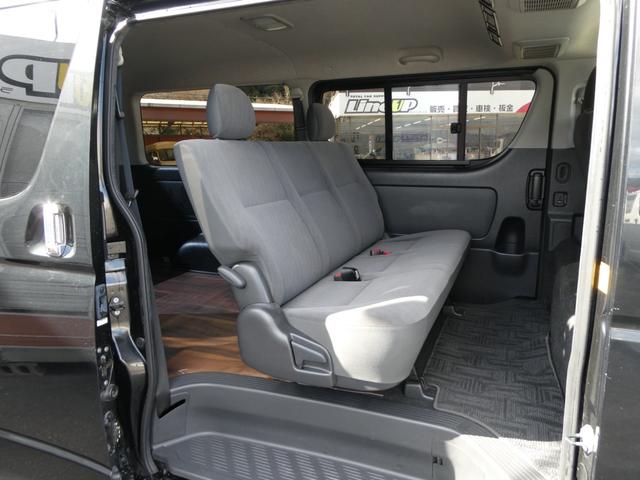 ハイエースバン ロングスーパーＧＬ　１年間１万キロ無償保証　３型　ＨＤＤナビ　フルセグＴＶ　ＣＤ・ＤＶＤ再生　Ｂｌｕｅｔｏｏｔｈ接続　ＥＴＣ　キーレス　木目調フローリングマット　オートライト　フォグランプ　ウッドコンビハンドル　ターボ（24枚目）
