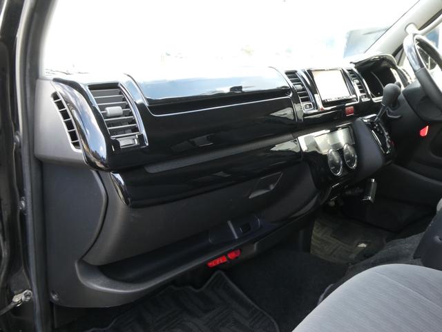 ハイエースバン ロングスーパーＧＬ　１年間１万キロ無償保証　３型　ＨＤＤナビ　フルセグＴＶ　ＣＤ・ＤＶＤ再生　Ｂｌｕｅｔｏｏｔｈ接続　ＥＴＣ　キーレス　木目調フローリングマット　オートライト　フォグランプ　ウッドコンビハンドル　ターボ（27枚目）