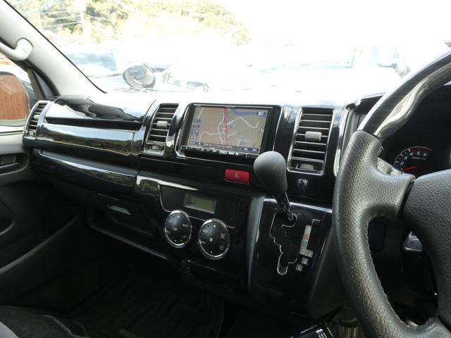 ハイエースバン ロングスーパーＧＬ　１年間１万キロ無償保証　３型　ＨＤＤナビ　フルセグＴＶ　ＣＤ・ＤＶＤ再生　Ｂｌｕｅｔｏｏｔｈ接続　ＥＴＣ　キーレス　木目調フローリングマット　オートライト　フォグランプ　ウッドコンビハンドル　ターボ（28枚目）