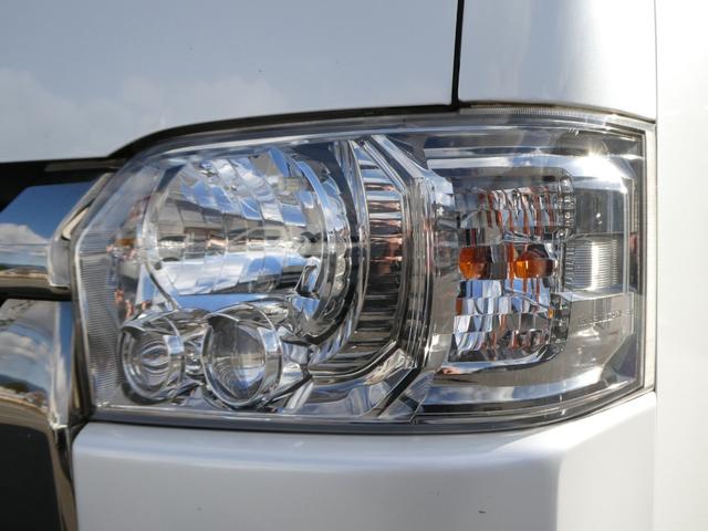 ハイエースバン スーパーＧＬ　ダークプライム　１年間１万キロ無償保証　４型　メモリーナビ　バックカメラ　フルセグＴＶ　スマートキー　ＣＤ・ＤＶＤ再生　ハーフレザーシート　ＬＥＤヘッド　ウッドコンビハンドル　フォグランプ　ＥＴＣ　Ｗエアバック（22枚目）